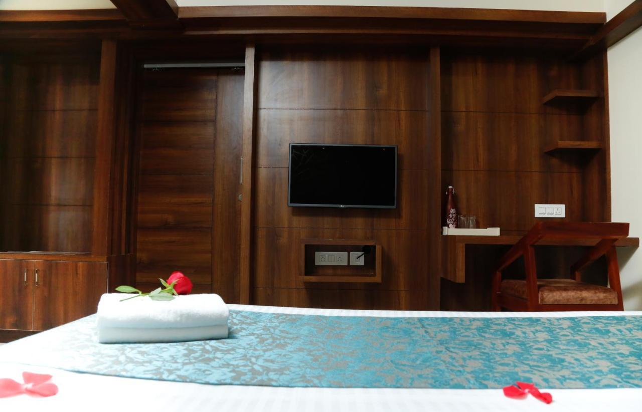 Hotel Crystals Cove Thekkady Ngoại thất bức ảnh