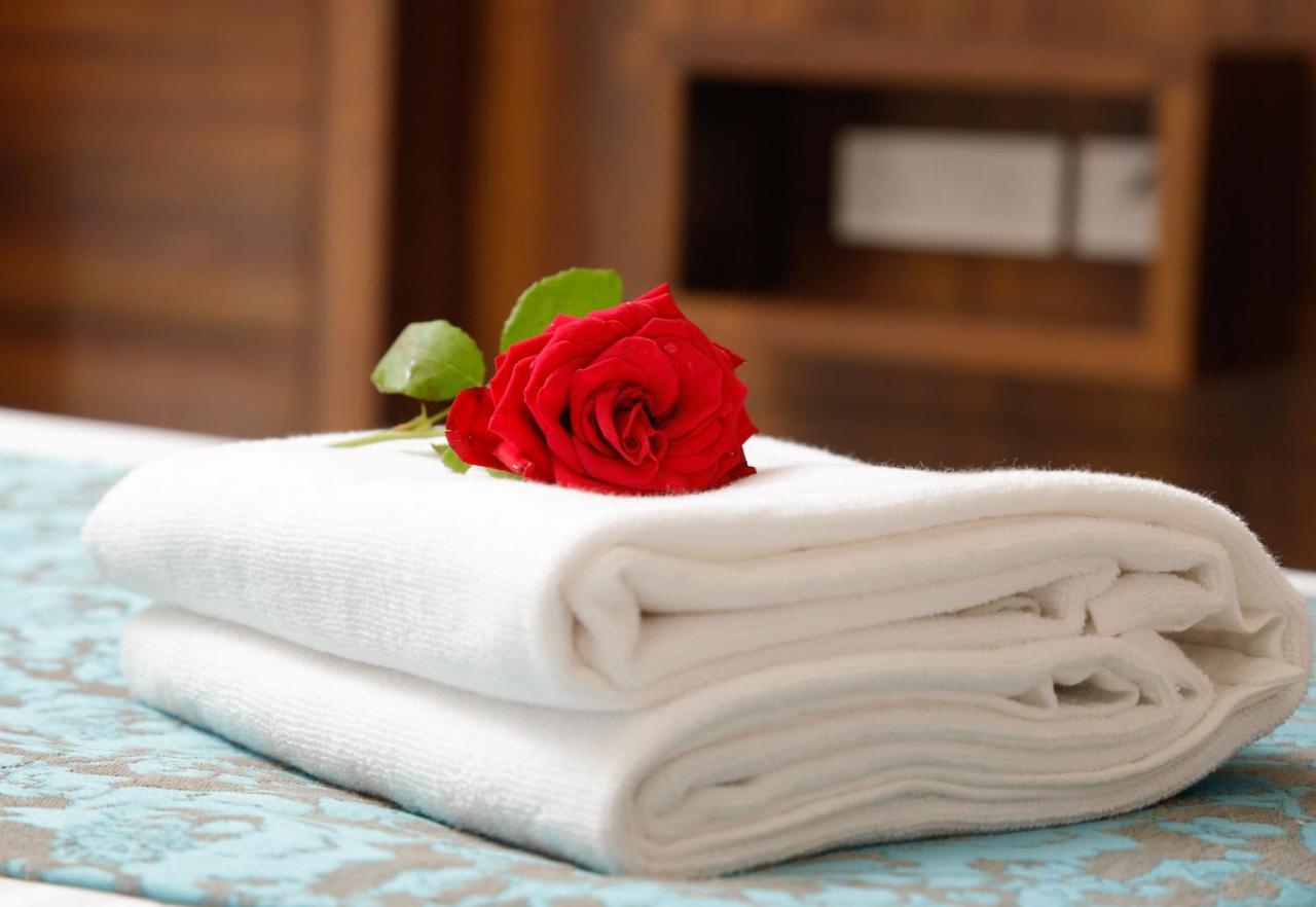 Hotel Crystals Cove Thekkady Ngoại thất bức ảnh